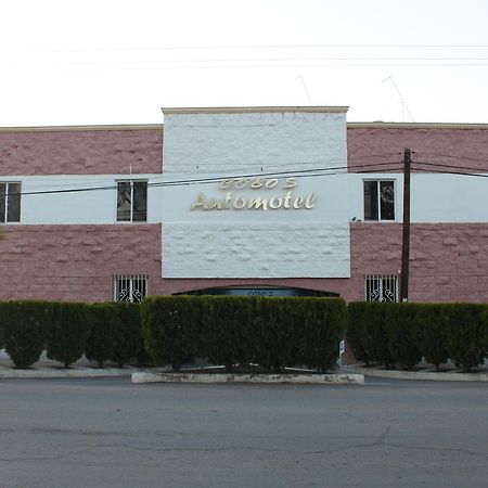 Cobo'S Auto-Motel Tlaltenago Tlaltenango de Sanchez Roman Exterior foto